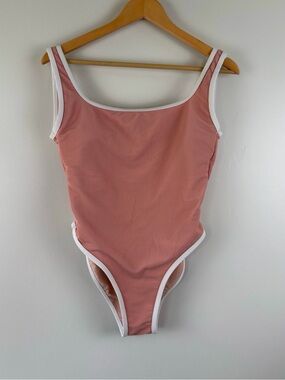 Lain Snow Ocean Isle One Piece